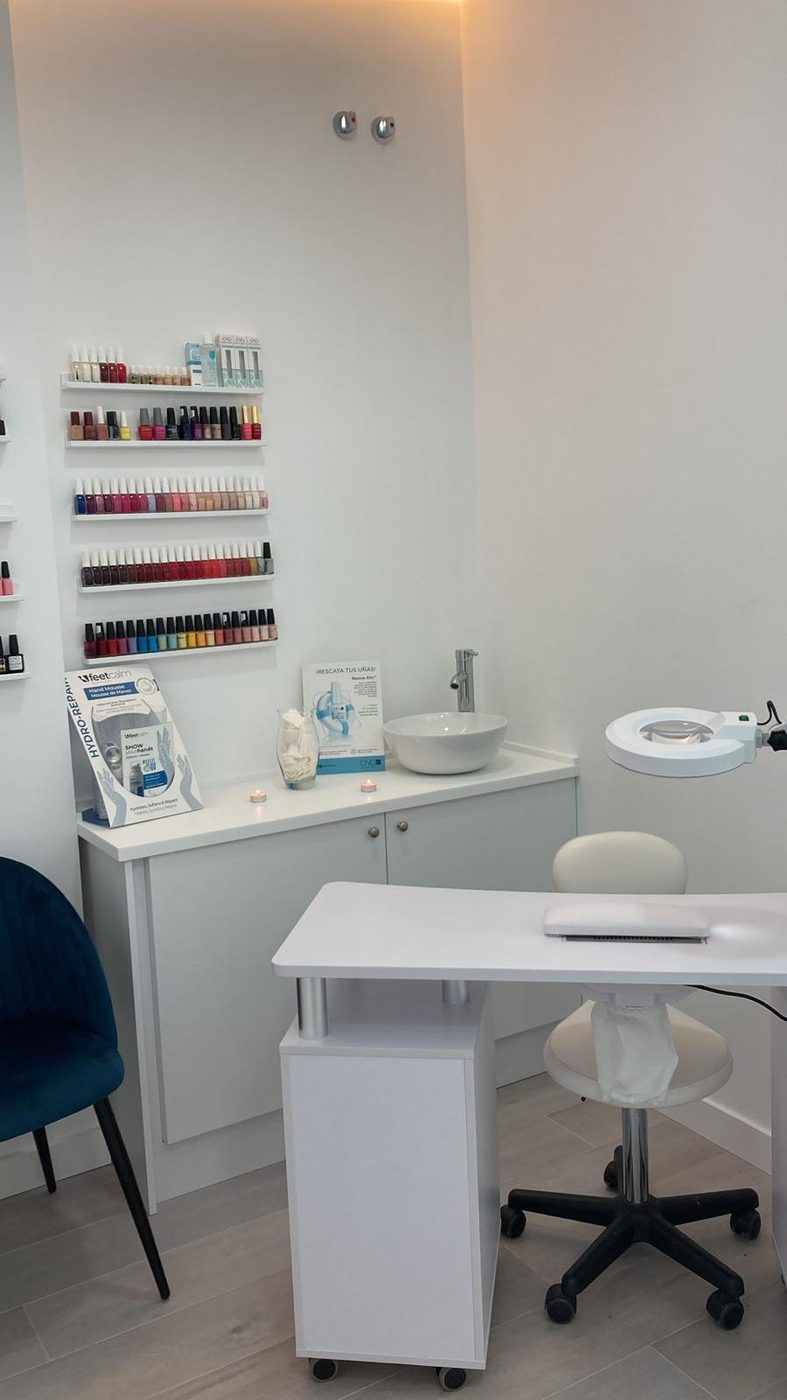 Zona de manicura y pedicura